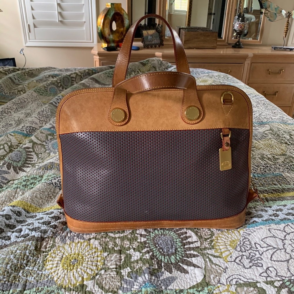 Dooney & Bourke